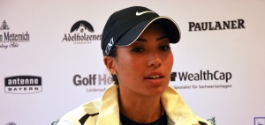 Regenpause: Cheyenne Woods im Golf-Post-Interview
