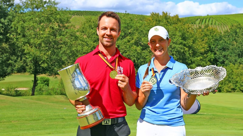 Die Deutschen Meister 2024 (von links): Marian Ludwig vom GC Am Habsberg und Hannah Karg vom Hamburger GC. (Foto: DGV/stebl)