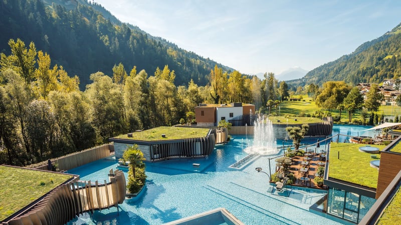 Quellenhof See Lodge, ein Hauch von Malediven in den Südtiroler Alpen (Foto: Quellenhof Luxury Resorts)