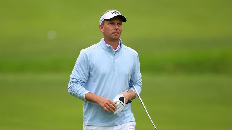 Marcel Siem teet auf bei der DP World Tour im Le Golf National. (Foto: Getty)