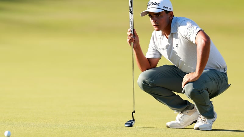 Emilio Gonzalez verstieß bei der World Wide Technology Championship 2024 gegen die Golfregeln. (Quelle: Getty)