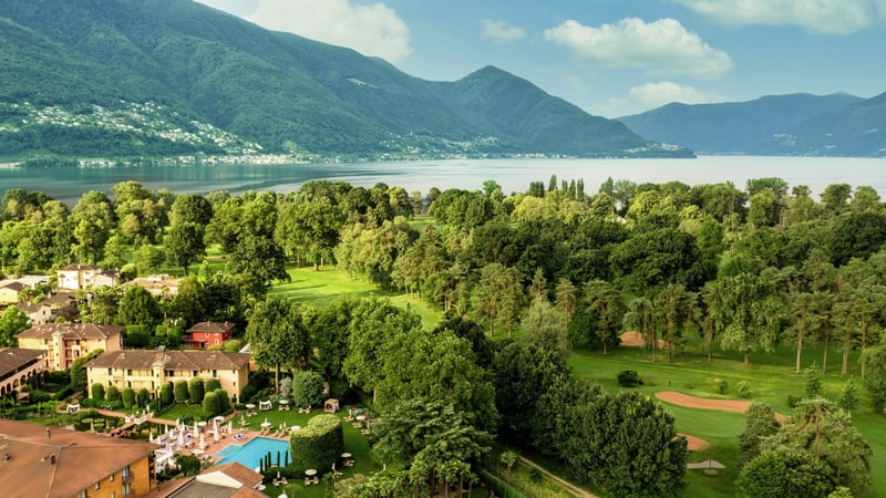 Das Hotel Giardino Ascona mit direktem Zugang zum Golfplatz. (Foto: Hotel Giardino Ascona)