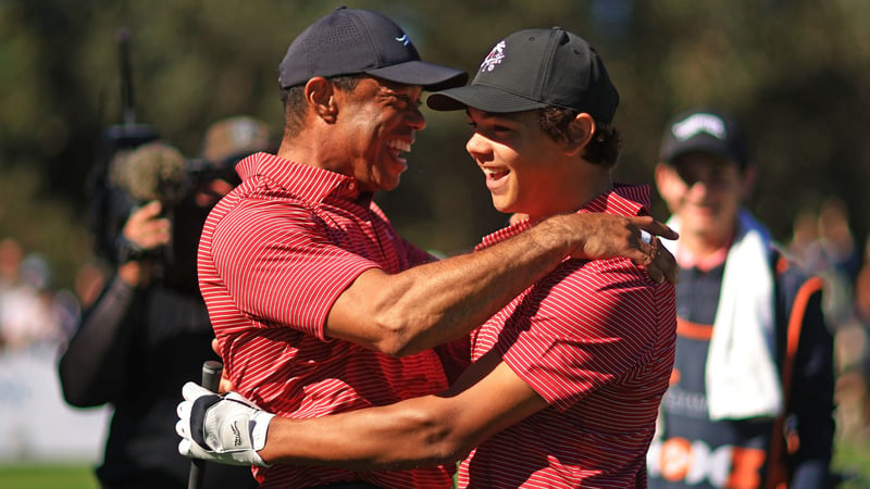 Tiger und Charlie Woods gelten als eingespieltes Vater-Sohn-Duo. (Foto: Getty)