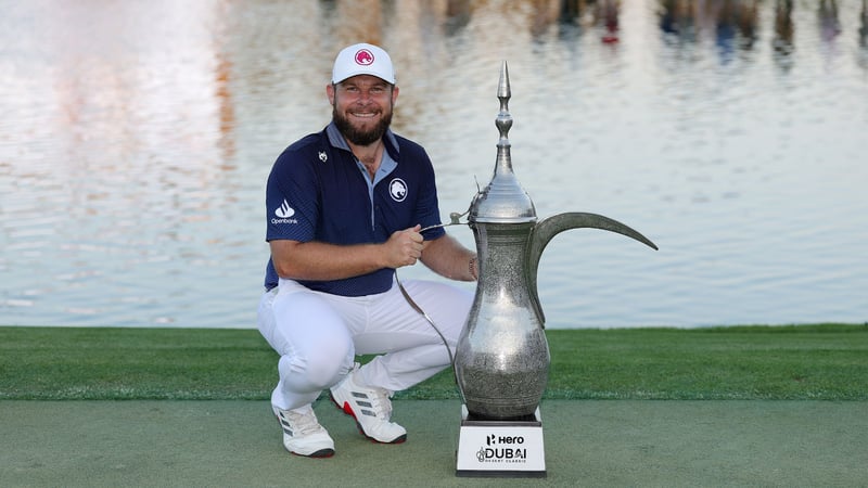 Hatton feiert seinen Sieg der DP World Tour in Dubai. (Foto: Getty)