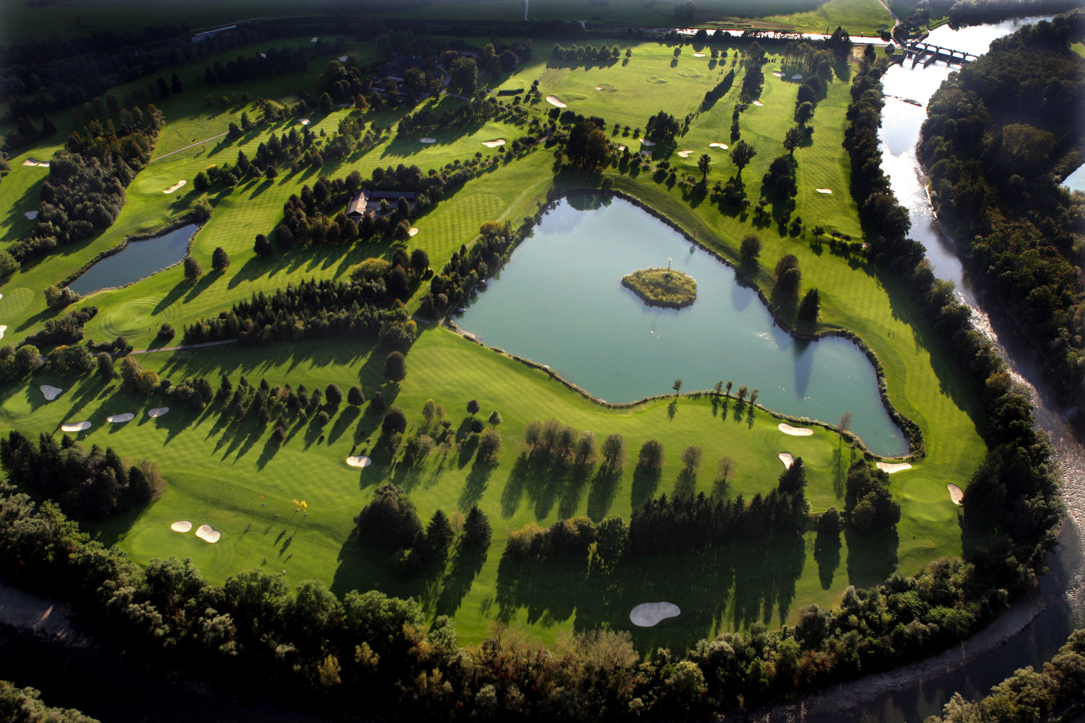 Die Anlage des GC Murhof liegt direkt am Hotel. (Quelle: Murhof Gruppe)
