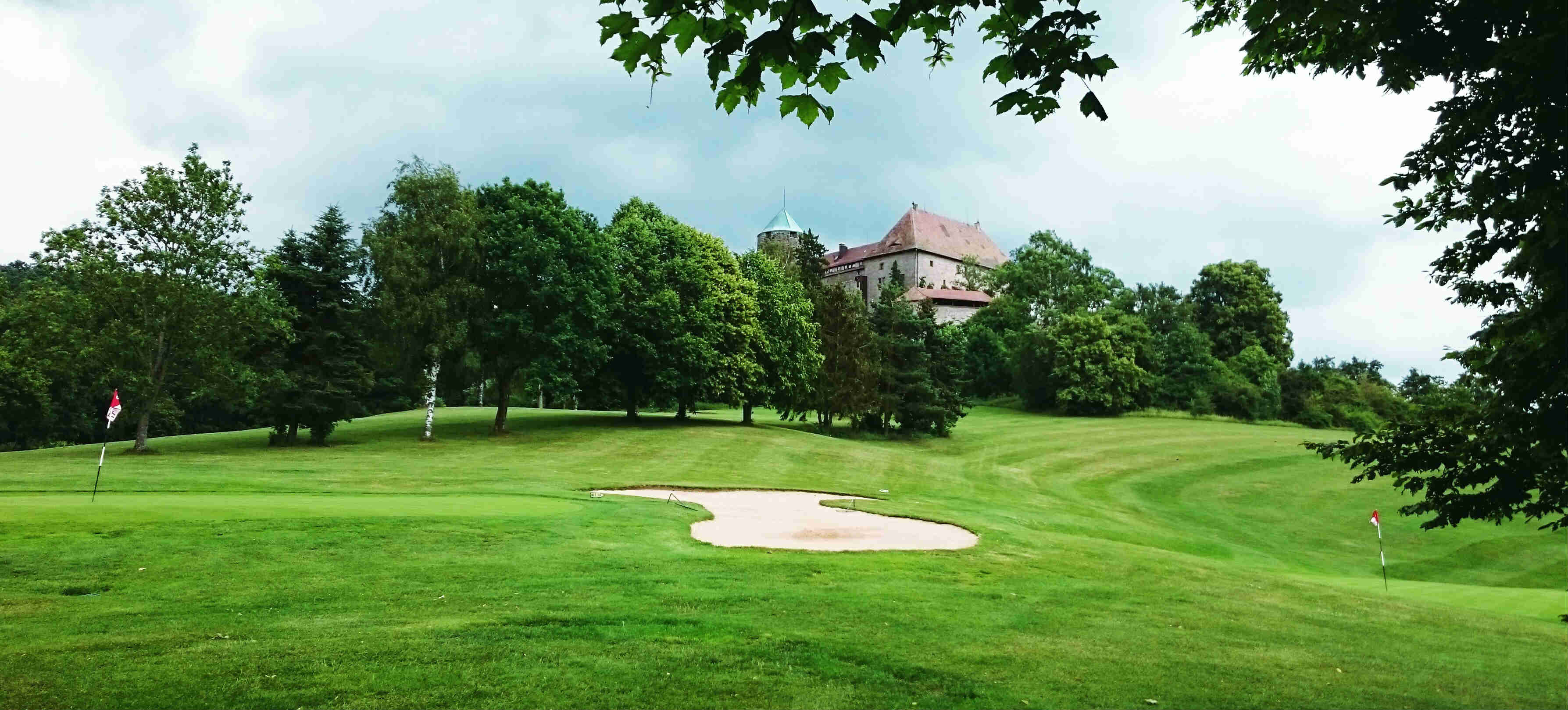 Blick auf Grün 8 und Grün 2. (Foto:GC Ansbach)