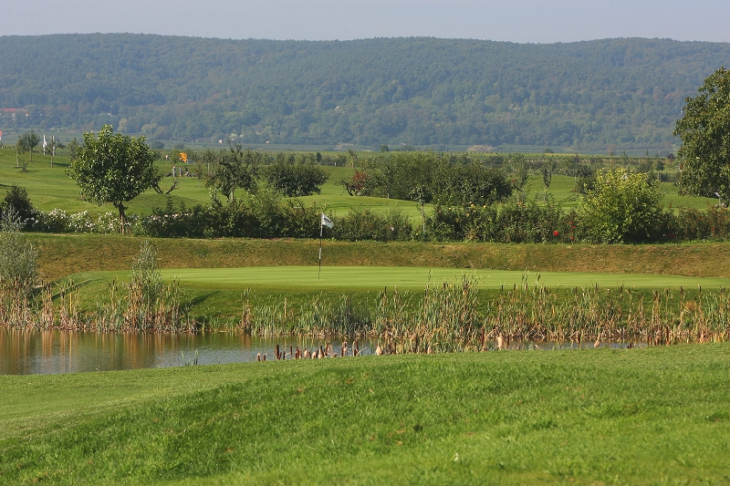 Der Golfgarten Deutsche Weinstraße - Golfen im Garten Eden. (Foto: Golfgarten Deutsche Weinstraße)