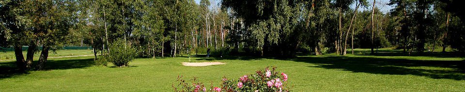 Ein Blick auf die Golfanlange des Golfclubs Hauptsmoorwald Bamberg