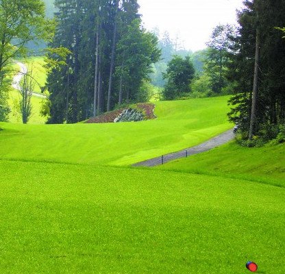 Der Golfclub Goldegg im Pongau ist ein herausfordernder 18-Loch Platz