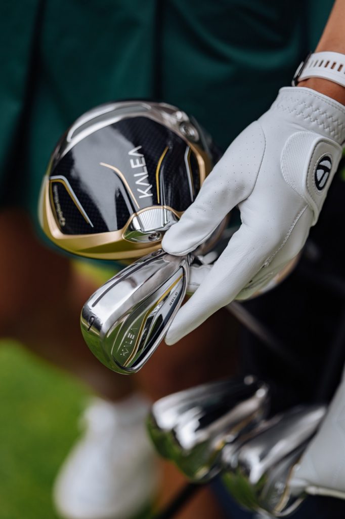 Die neuen Kalea Gold Damenschläger von TaylorMade. (Foto: TaylorMade)