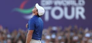 Rory McIlroy zeigt sich nach seinem Sieg emotional. (Foto: Getty)