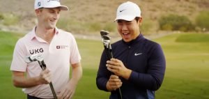 Will Zalatoris (li.) und Tom Kim testen die Titleist Vokey SM10 Wedges im Freundschaftsduell. (Bild: Video Titleist)